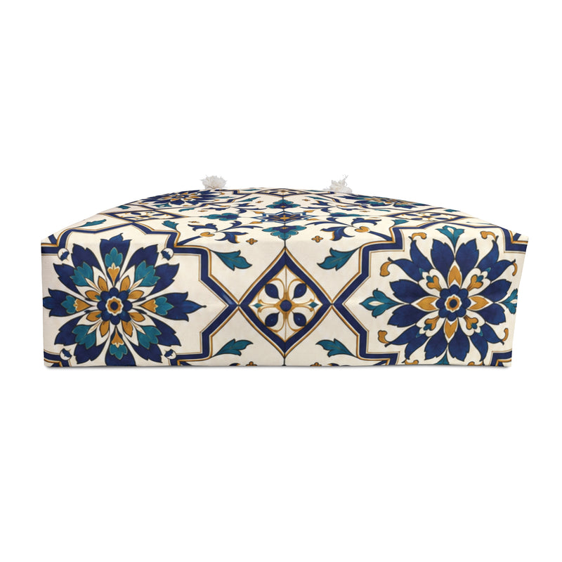 Moroccan Tile Weekender Bag (Blue & Teal) – interior view showing the cream cotton-poly lining
